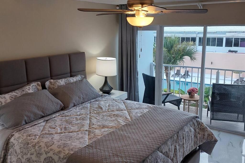 Nassau Harbour Cozy 2 Bedroom Condo Екстер'єр фото
